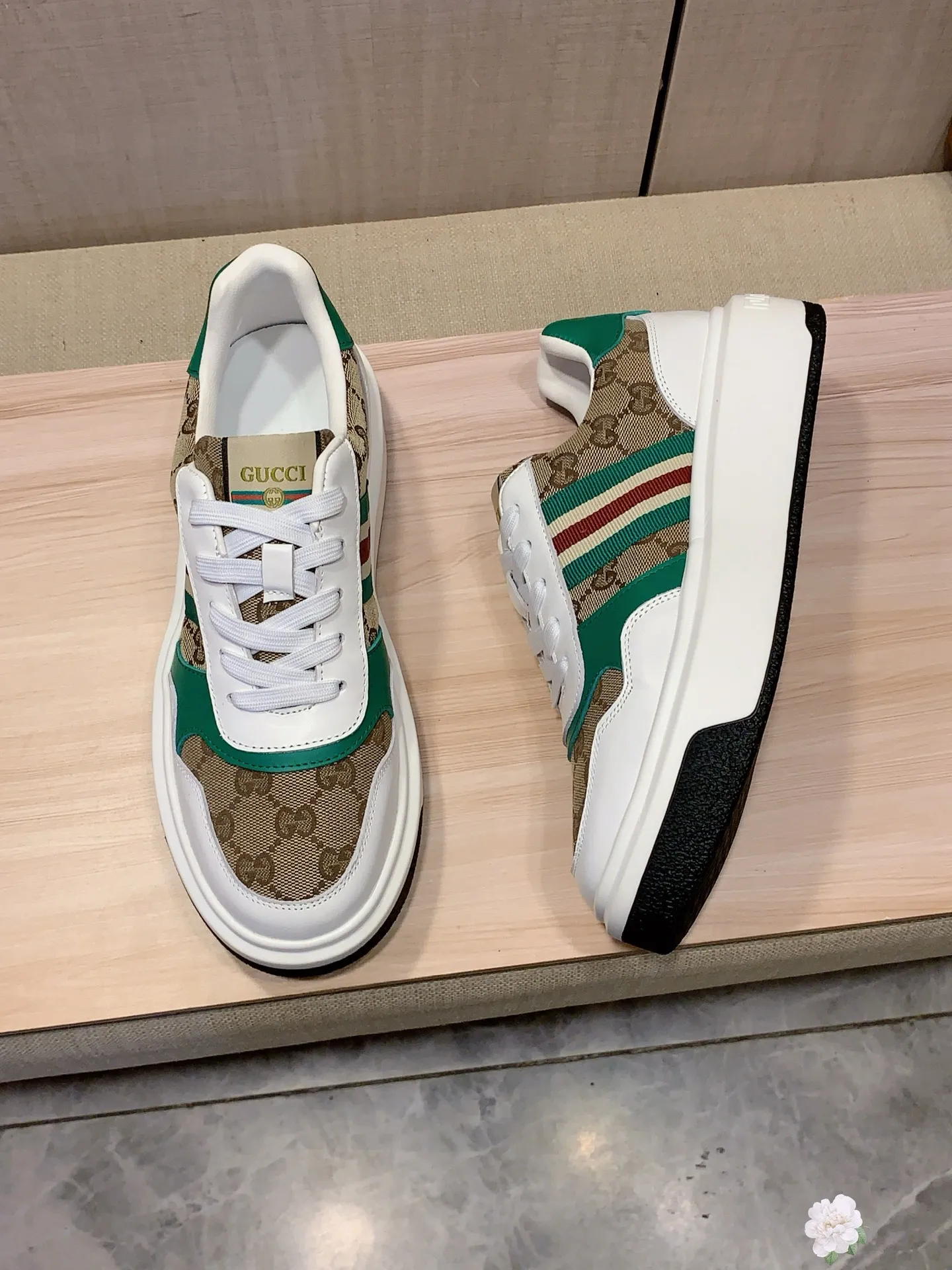Men's men's shoes💰460💰💰🎩🎩[Lightning][Lightning] "Gucci*" The latest • popular casual shoes, top brand [seduce] luxury ~ purchasing agency, top ~ quality. [Strong] The upper is made of imported breathable cowhide with material ➕ breathable sheepskin feet (•) and fine workmanship. The original stylish and stylish soft rubber wear-resistant and non-slip outsole is light and comfortable on the feet. The real thing looks better when photographed in person. 0127: code: 38-44, 3️⃣ colors selected